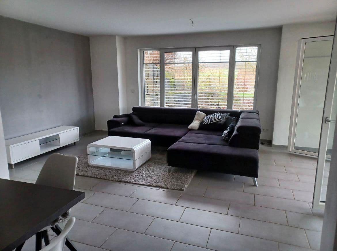 Predaj domu 284 m², pozemek 770 m², Remlingen, Bavorsko Predaj domu 284 m², pozemek 770 m², Remlingen, Bavorsko