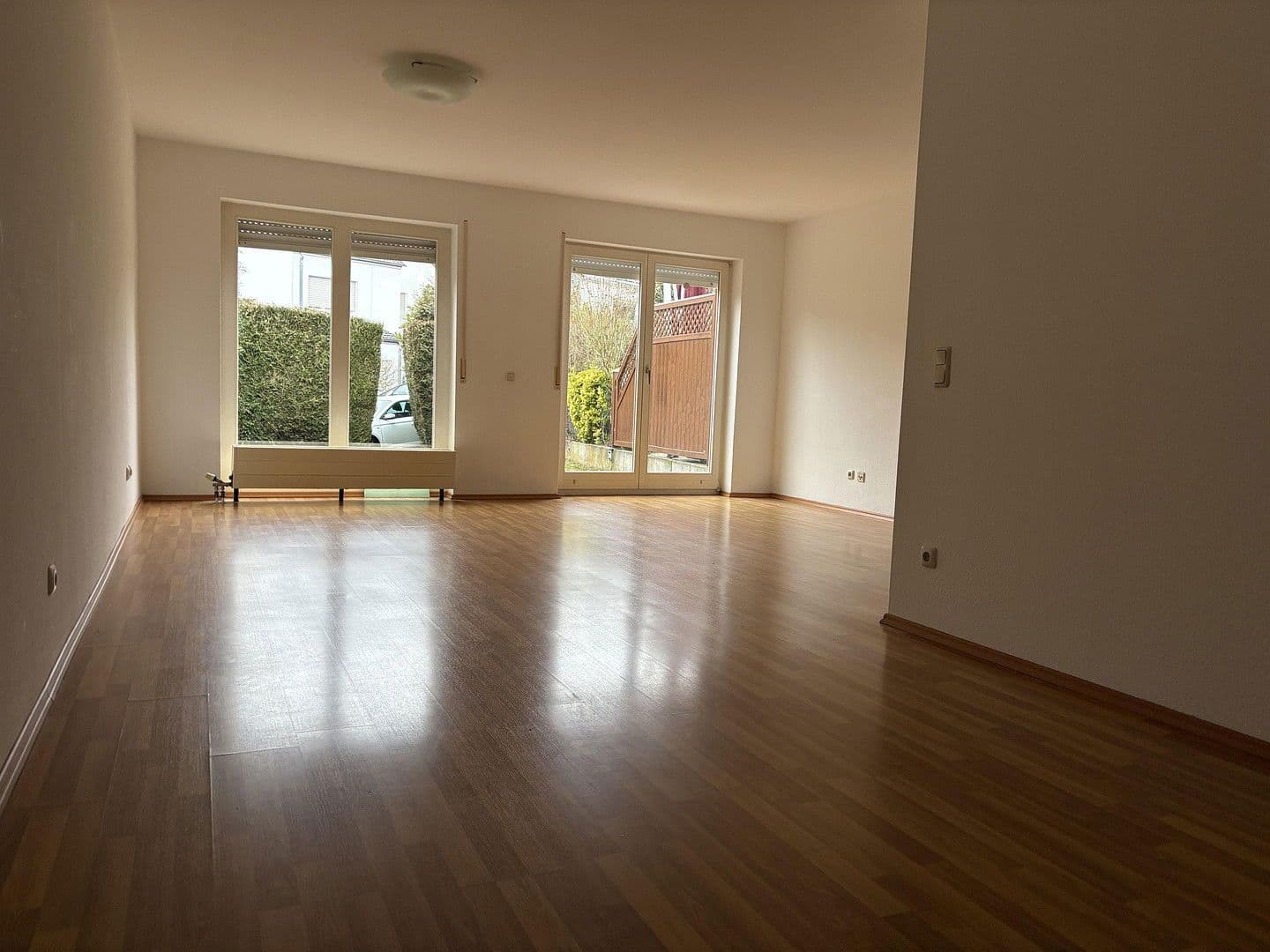 Prenájom domu 230 m², pozemek 250 m², Wiesbaden-Sonnenberg, Hesensko Prenájom domu 230 m², pozemek 250 m², Wiesbaden-Sonnenberg, Hesensko
