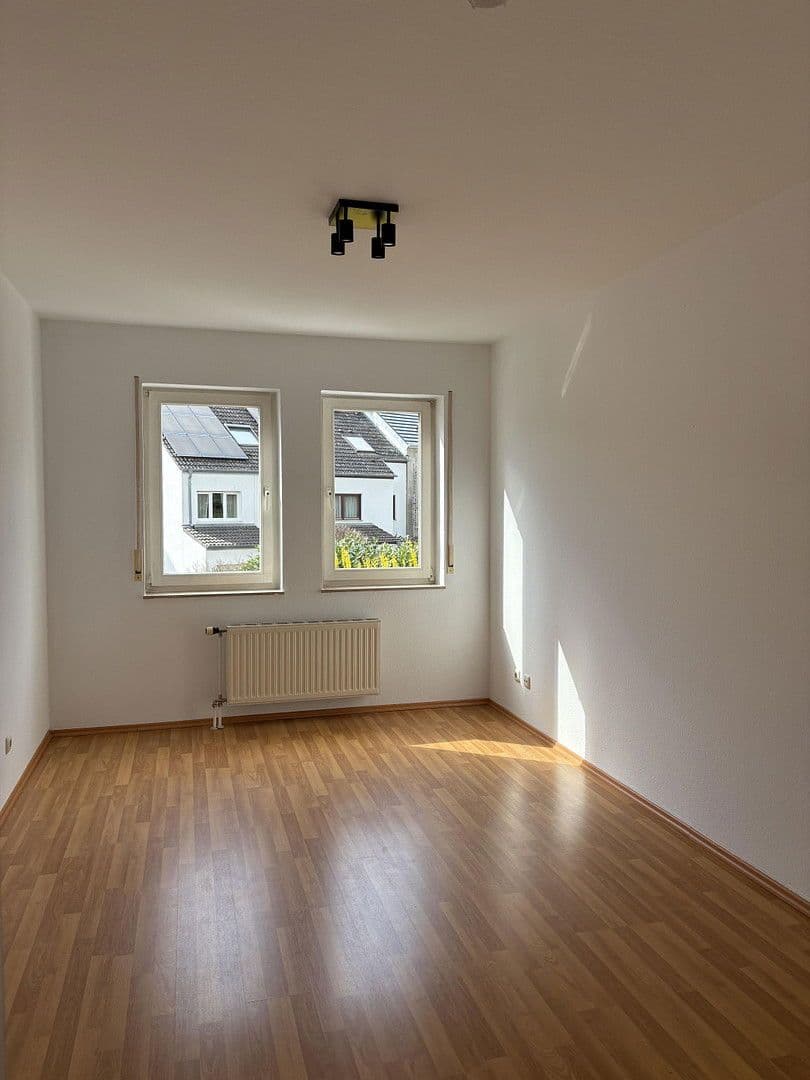 Prenájom domu 230 m², pozemek 250 m², Wiesbaden-Sonnenberg, Hesensko Prenájom domu 230 m², pozemek 250 m², Wiesbaden-Sonnenberg, Hesensko