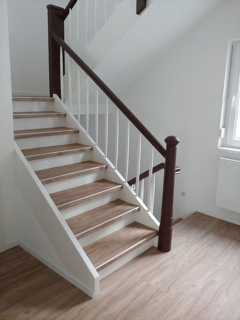 Predaj domu 130 m², pozemek 209 m², Albstadt, Bádensko-Wurttembersko Predaj domu 130 m², pozemek 209 m², Albstadt, Bádensko-Wurttembersko