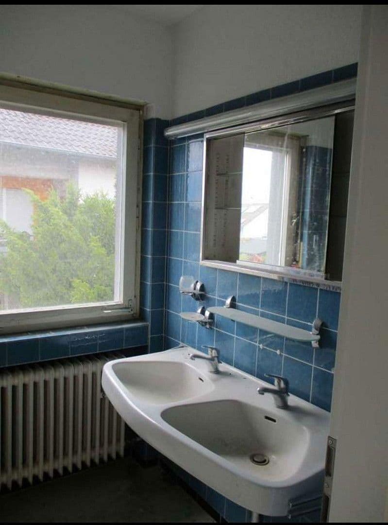 Predaj domu 157 m², pozemek 824 m², Stutensee, Bádensko-Wurttembersko Predaj domu 157 m², pozemek 824 m², Stutensee, Bádensko-Wurttembersko