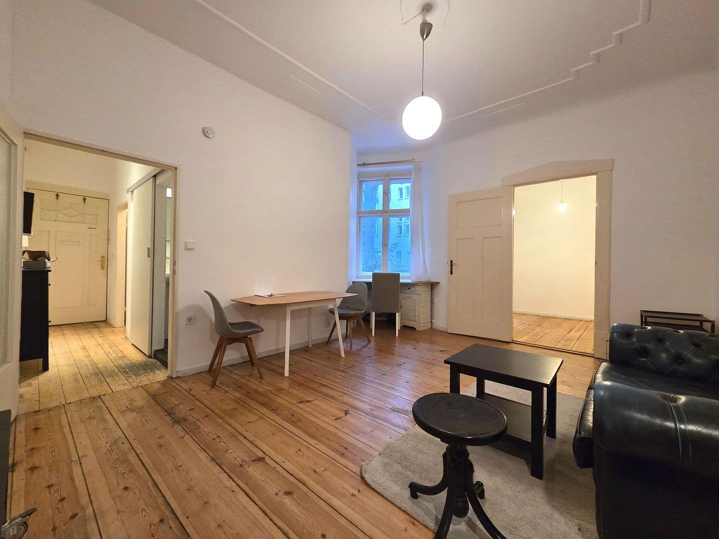Predaj bytu 2-izbový 46 m², Eisenacherstraße 57, Berlin, Berlín Predaj bytu 2-izbový 46 m², Eisenacherstraße 57, Berlin, Berlín