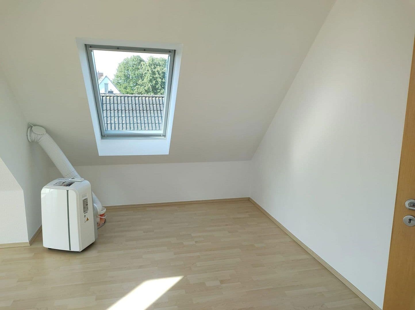 Predaj bytu 4-izbový 100 m², Rostock, Meklenbursko-Predpomoransko Predaj bytu 4-izbový 100 m², Rostock, Meklenbursko-Predpomoransko