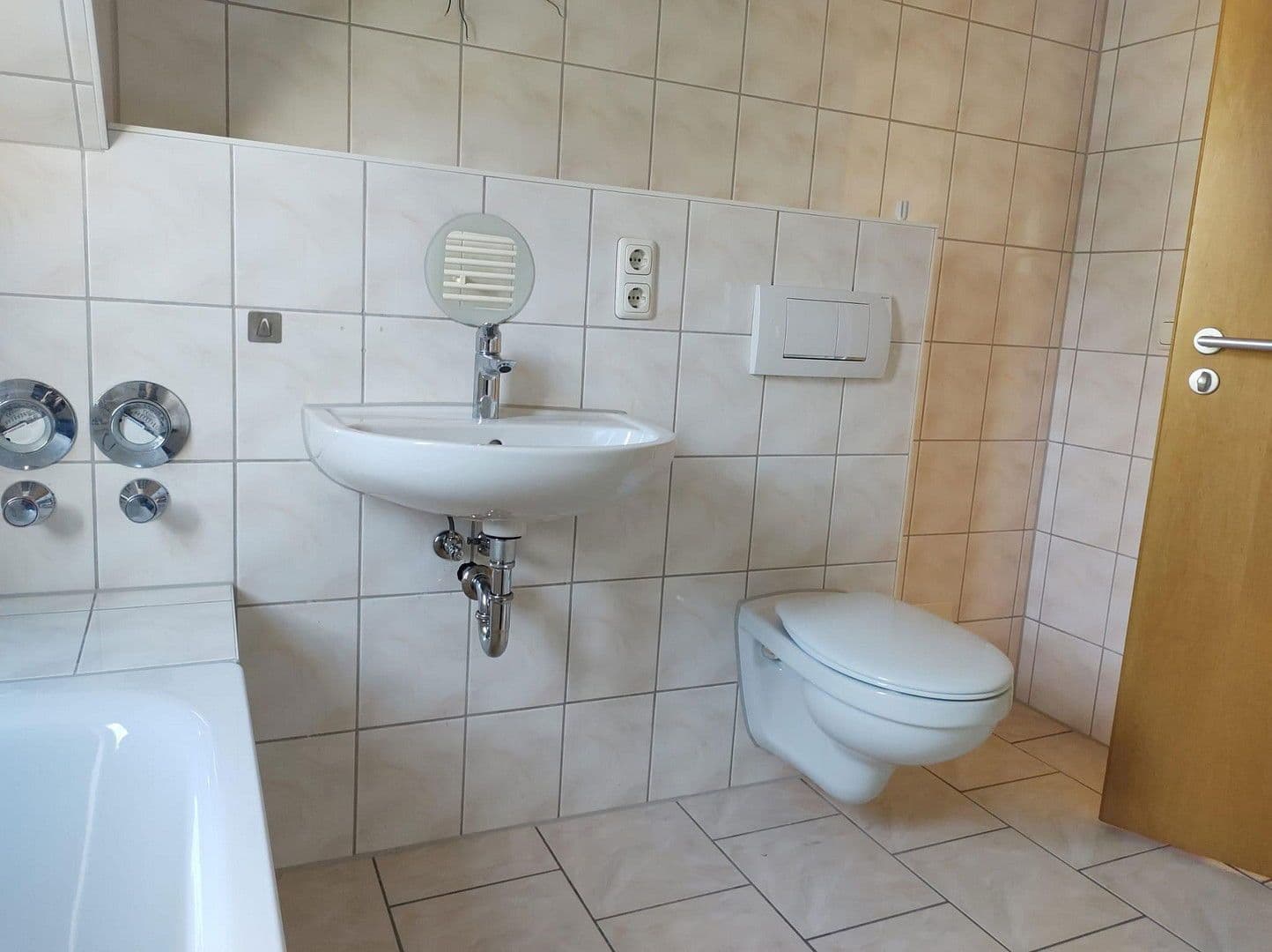 Predaj bytu 4-izbový 100 m², Rostock, Meklenbursko-Predpomoransko Predaj bytu 4-izbový 100 m², Rostock, Meklenbursko-Predpomoransko