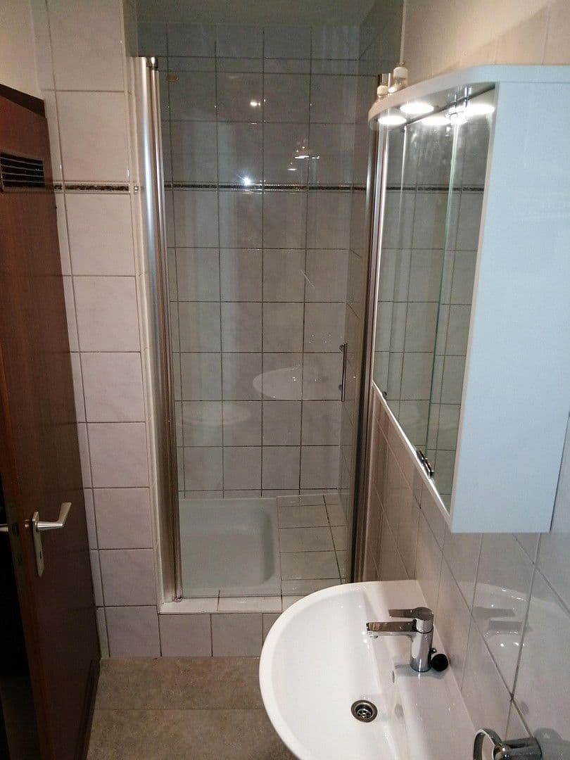 Prenájom bytu 2-izbový 55 m², Rheinische Straße 198, Dortmund, Severné Porýnie - Westfálsko Prenájom bytu 2-izbový 55 m², Rheinische Straße 198, Dortmund, Severné Porýnie - Westfálsko