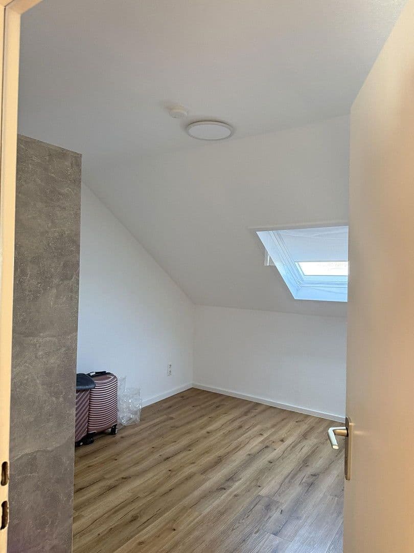 Prenájom bytu 2-izbový 44 m², St.-Georgen-Steige 17, Pforzheim, Bádensko-Wurttembersko Prenájom bytu 2-izbový 44 m², St.-Georgen-Steige 17, Pforzheim, Bádensko-Wurttembersko