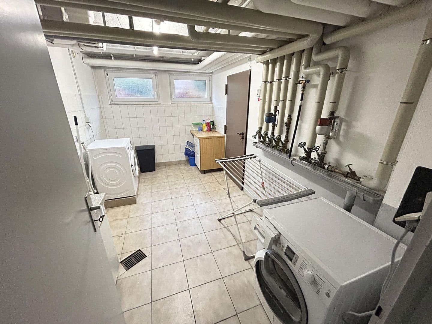 Predaj domu 250 m², pozemek 1.053 m², Ehningen, Bádensko-Wurttembersko Predaj domu 250 m², pozemek 1.053 m², Ehningen, Bádensko-Wurttembersko
