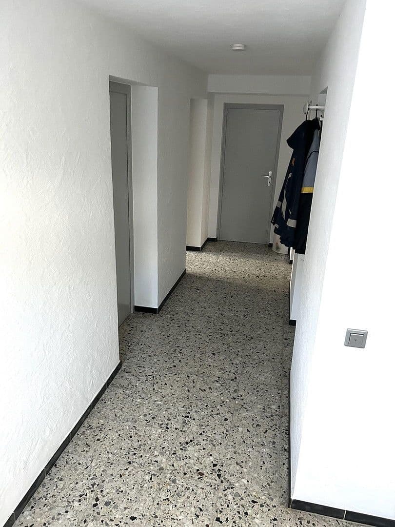 Predaj domu 250 m², pozemek 1.053 m², Ehningen, Bádensko-Wurttembersko Predaj domu 250 m², pozemek 1.053 m², Ehningen, Bádensko-Wurttembersko