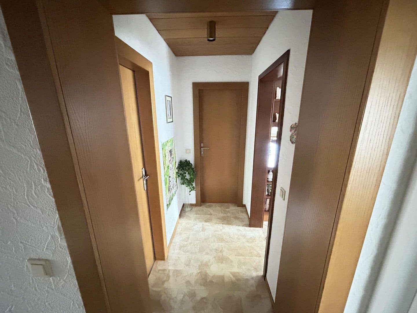 Predaj domu 250 m², pozemek 1.053 m², Ehningen, Bádensko-Wurttembersko Predaj domu 250 m², pozemek 1.053 m², Ehningen, Bádensko-Wurttembersko