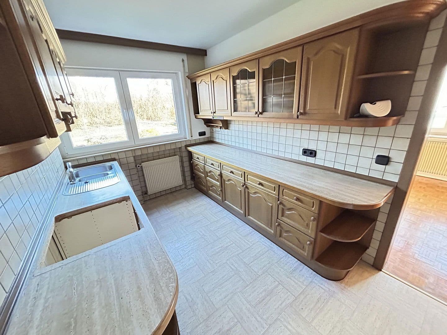 Predaj domu 250 m², pozemek 1.053 m², Ehningen, Bádensko-Wurttembersko Predaj domu 250 m², pozemek 1.053 m², Ehningen, Bádensko-Wurttembersko