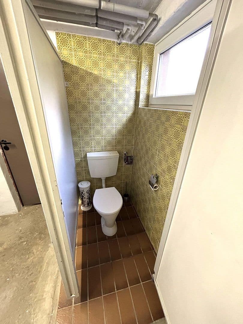 Predaj domu 250 m², pozemek 1.053 m², Ehningen, Bádensko-Wurttembersko Predaj domu 250 m², pozemek 1.053 m², Ehningen, Bádensko-Wurttembersko