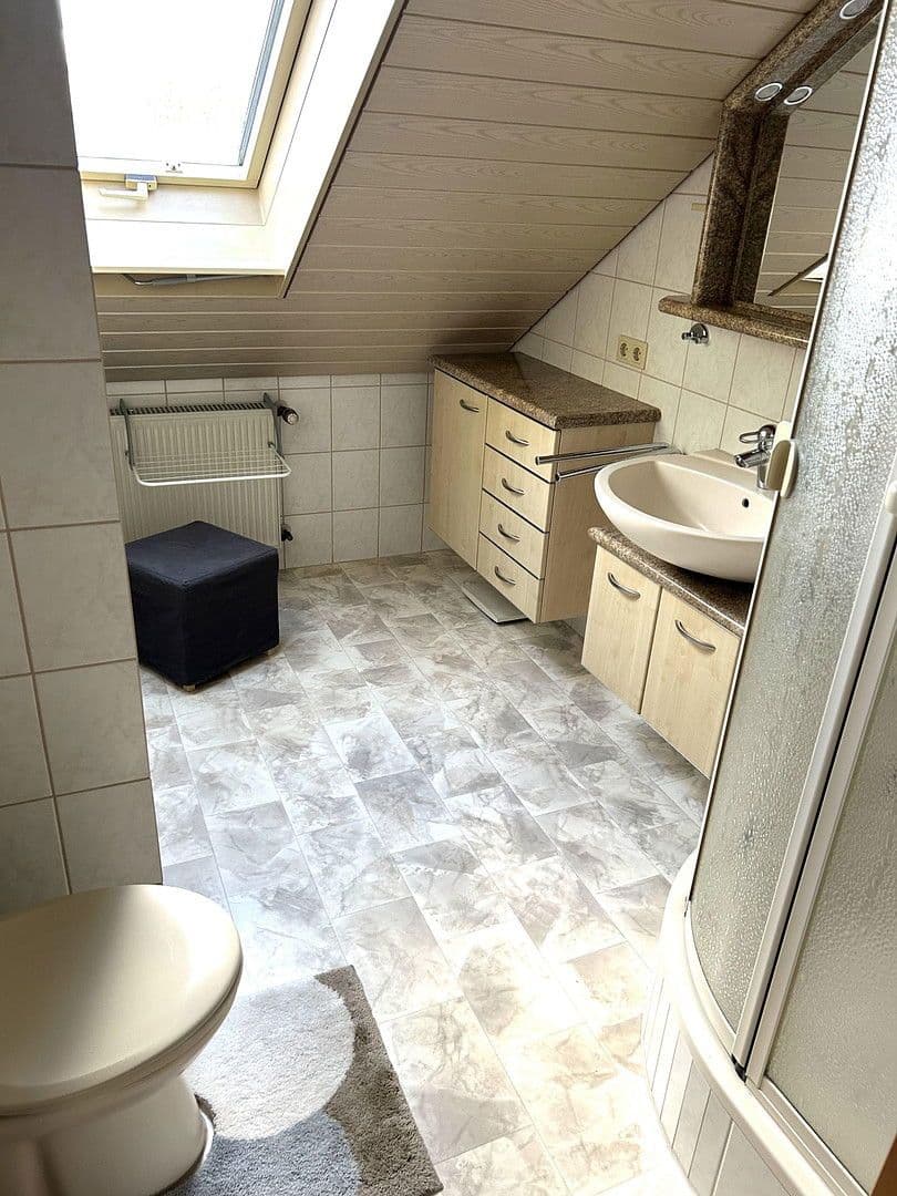 Predaj domu 250 m², pozemek 1.053 m², Ehningen, Bádensko-Wurttembersko Predaj domu 250 m², pozemek 1.053 m², Ehningen, Bádensko-Wurttembersko