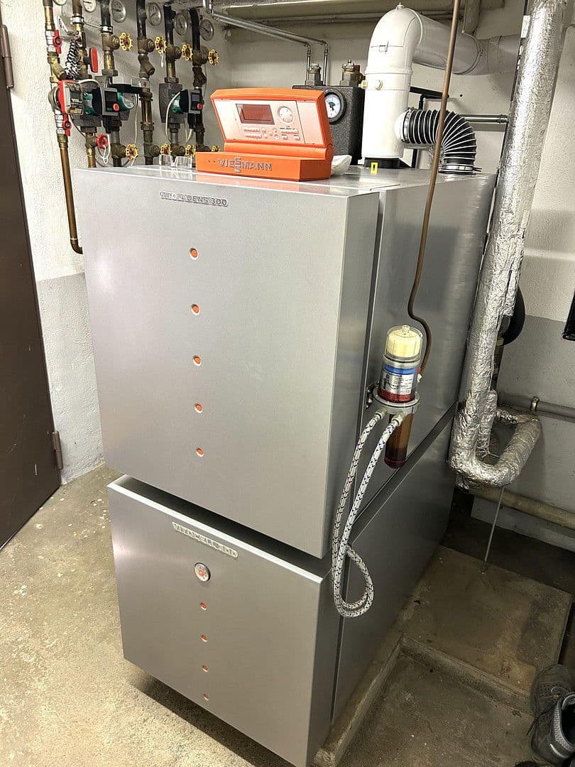 Predaj domu 250 m², pozemek 1.053 m², Ehningen, Bádensko-Wurttembersko Predaj domu 250 m², pozemek 1.053 m², Ehningen, Bádensko-Wurttembersko