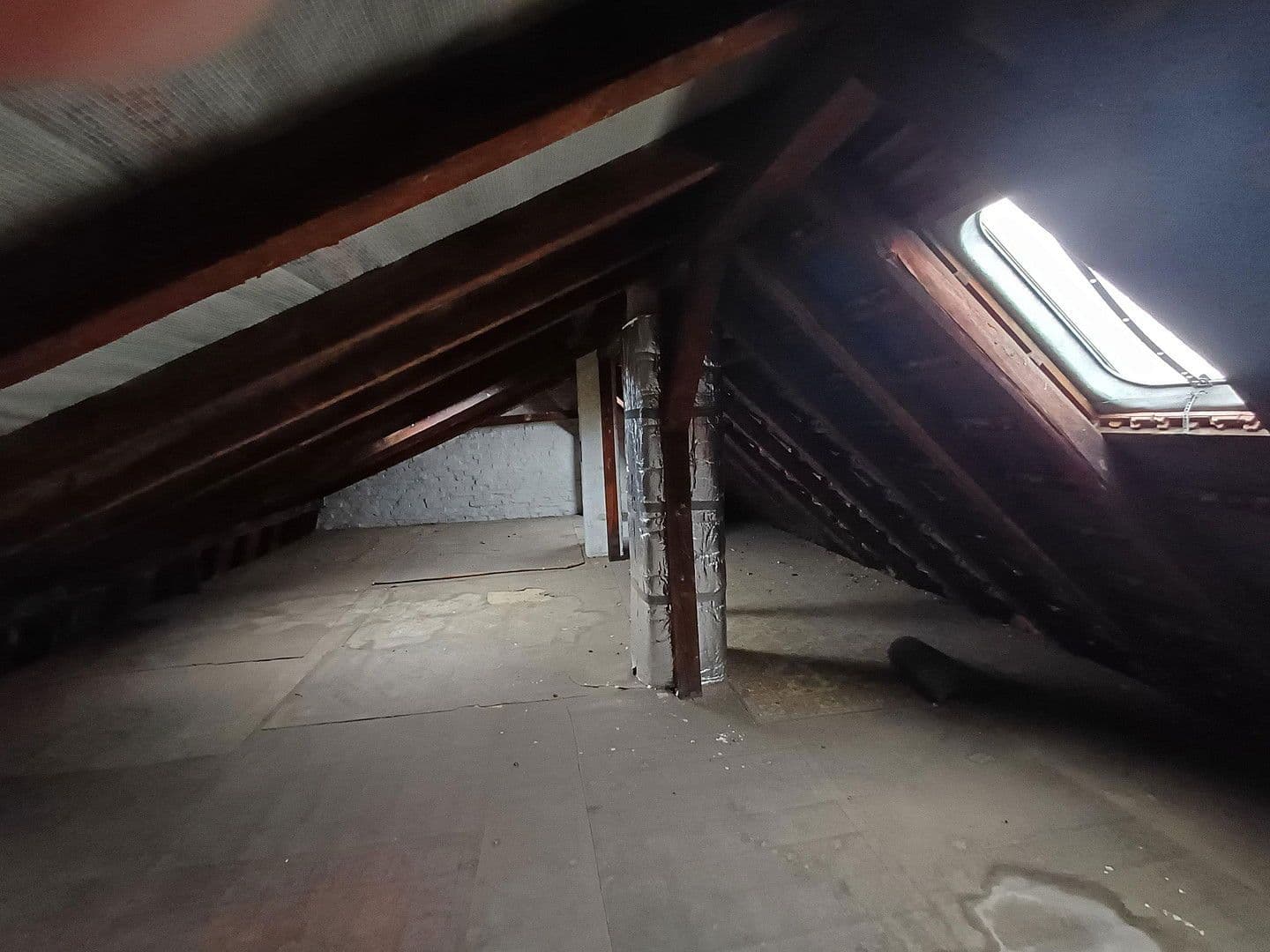 Predaj domu 263 m², pozemek 406 m², Wuppertal, Severné Porýnie - Westfálsko Predaj domu 263 m², pozemek 406 m², Wuppertal, Severné Porýnie - Westfálsko