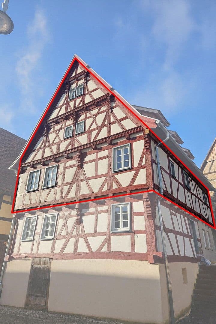 Prenájom bytu 5-izbový 128 m², Mühlacker, Bádensko-Wurttembersko Prenájom bytu 5-izbový 128 m², Mühlacker, Bádensko-Wurttembersko