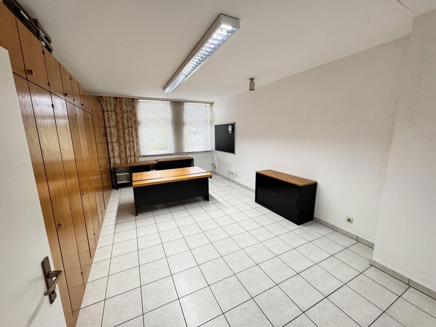 Predaj kancelárie 100 m², Bad Kreuznach, Porýnie-Falcko Predaj kancelárie 100 m², Bad Kreuznach, Porýnie-Falcko