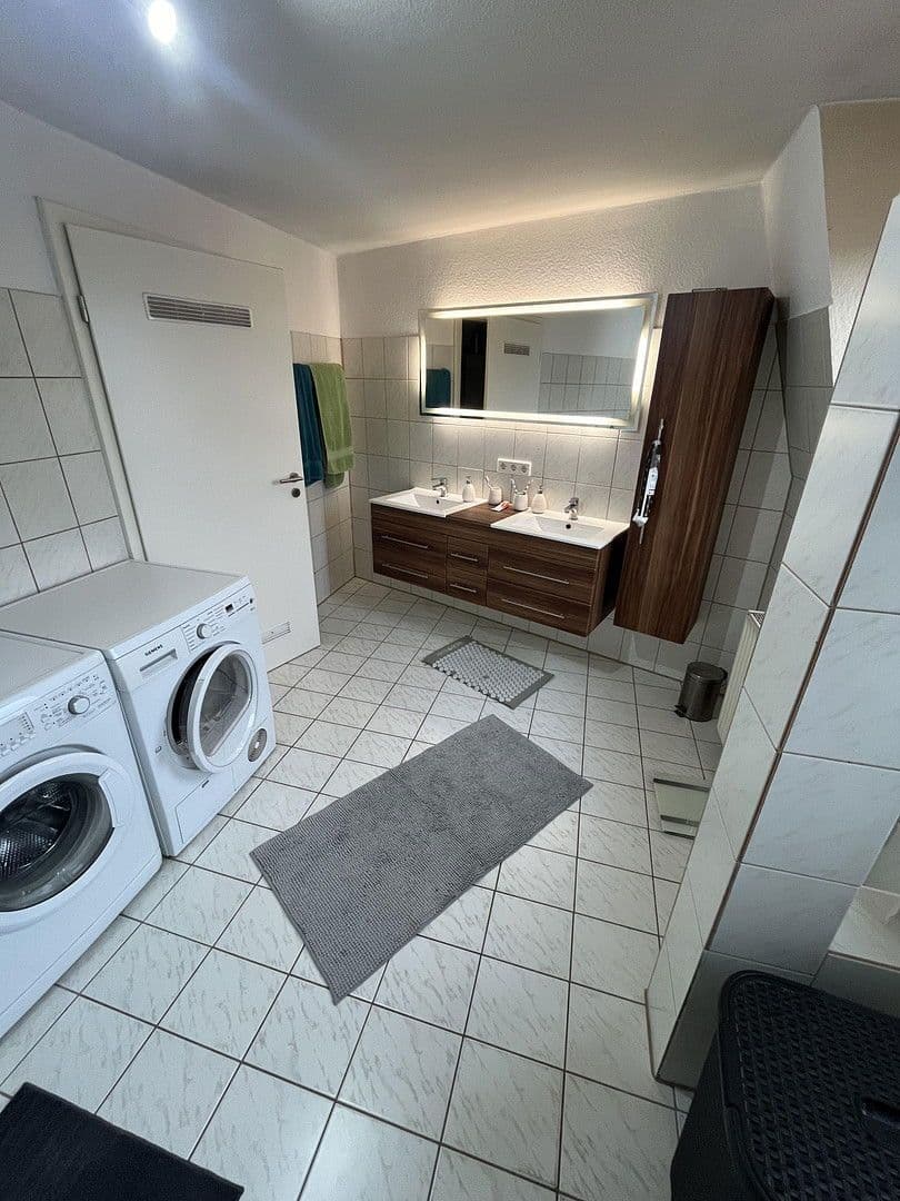 Predaj bytu 4-izbový 100 m², Brücknerstr. 3, Zirndorf, Bavorsko Predaj bytu 4-izbový 100 m², Brücknerstr. 3, Zirndorf, Bavorsko