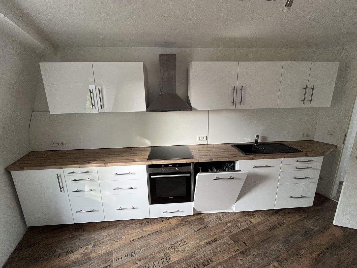 Predaj bytu 4-izbový 100 m², Brücknerstr. 3, Zirndorf, Bavorsko Predaj bytu 4-izbový 100 m², Brücknerstr. 3, Zirndorf, Bavorsko