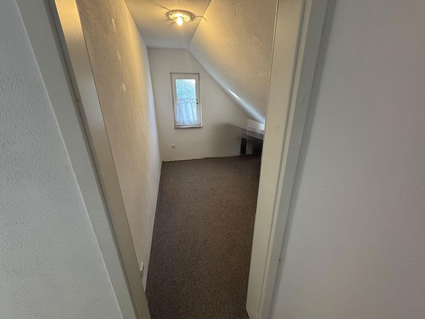 Predaj domu 250 m², pozemek 406 m², Bad Rappenau, Bádensko-Wurttembersko Predaj domu 250 m², pozemek 406 m², Bad Rappenau, Bádensko-Wurttembersko