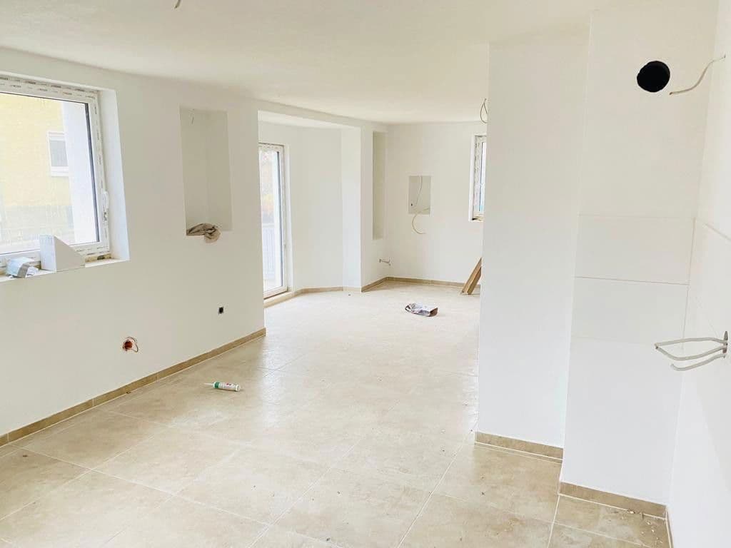 Predaj domu 250 m², pozemek 406 m², Bad Rappenau, Bádensko-Wurttembersko Predaj domu 250 m², pozemek 406 m², Bad Rappenau, Bádensko-Wurttembersko