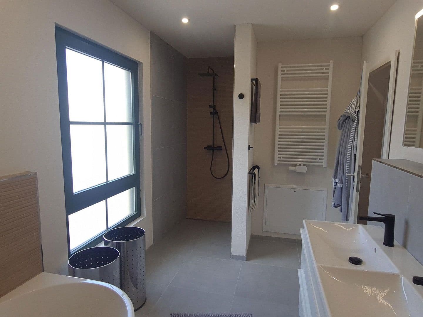 Predaj domu 220 m², pozemek 530 m², Gönnersdorf, Porýnie-Falcko Predaj domu 220 m², pozemek 530 m², Gönnersdorf, Porýnie-Falcko