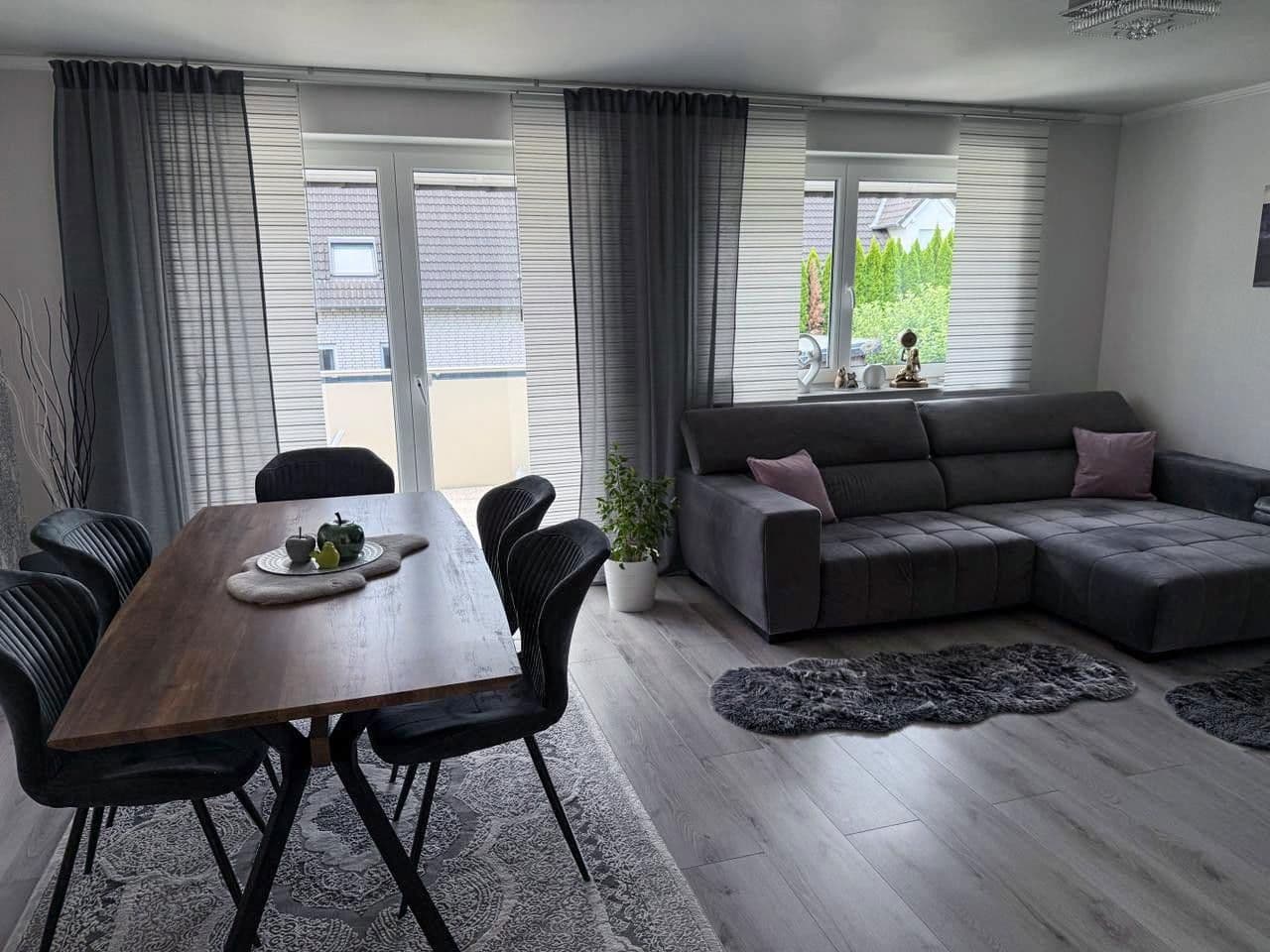 Predaj domu 168 m², pozemek 334 m², Bielefeld, Severné Porýnie - Westfálsko Predaj domu 168 m², pozemek 334 m², Bielefeld, Severné Porýnie - Westfálsko