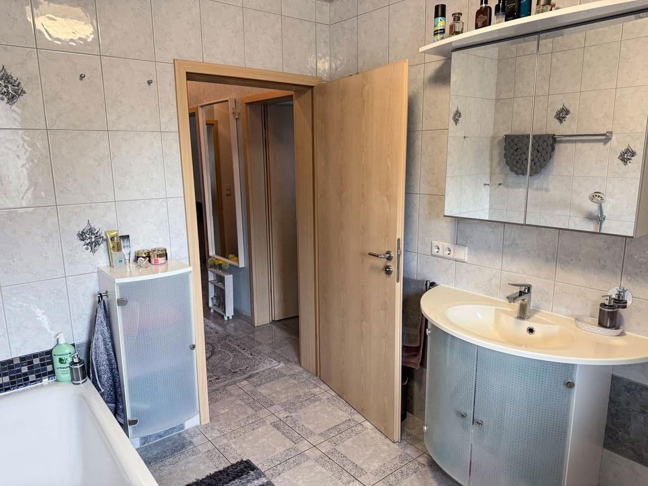 Predaj domu 168 m², pozemek 334 m², Bielefeld, Severné Porýnie - Westfálsko Predaj domu 168 m², pozemek 334 m², Bielefeld, Severné Porýnie - Westfálsko