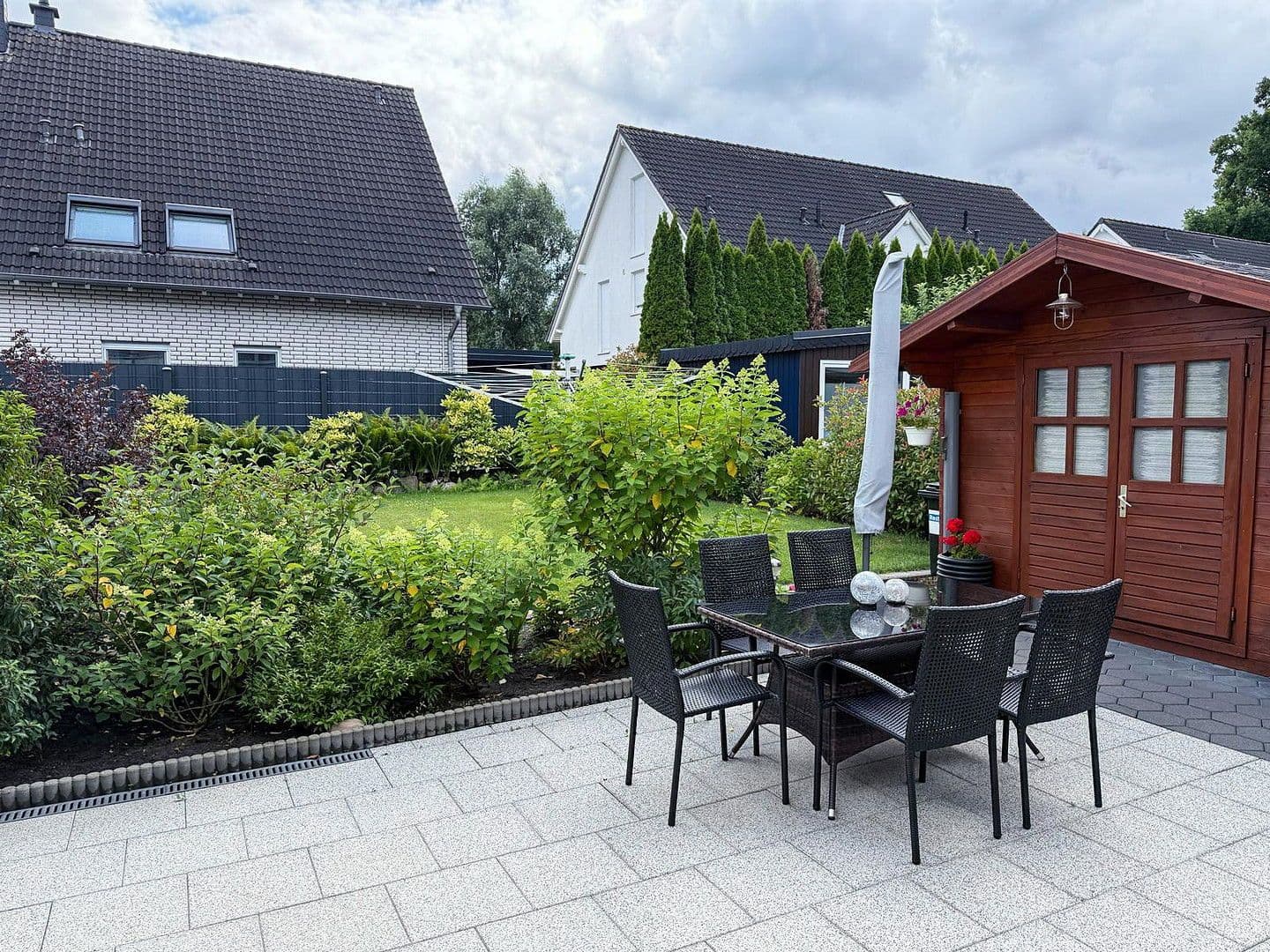 Predaj domu 168 m², pozemek 334 m², Bielefeld, Severné Porýnie - Westfálsko Predaj domu 168 m², pozemek 334 m², Bielefeld, Severné Porýnie - Westfálsko