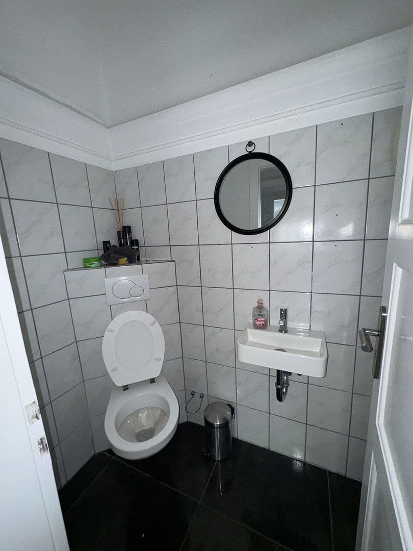 Prenájom kancelárie 70 m², Rheinstr. 59, Wiesbaden, Hesensko Prenájom kancelárie 70 m², Rheinstr. 59, Wiesbaden, Hesensko