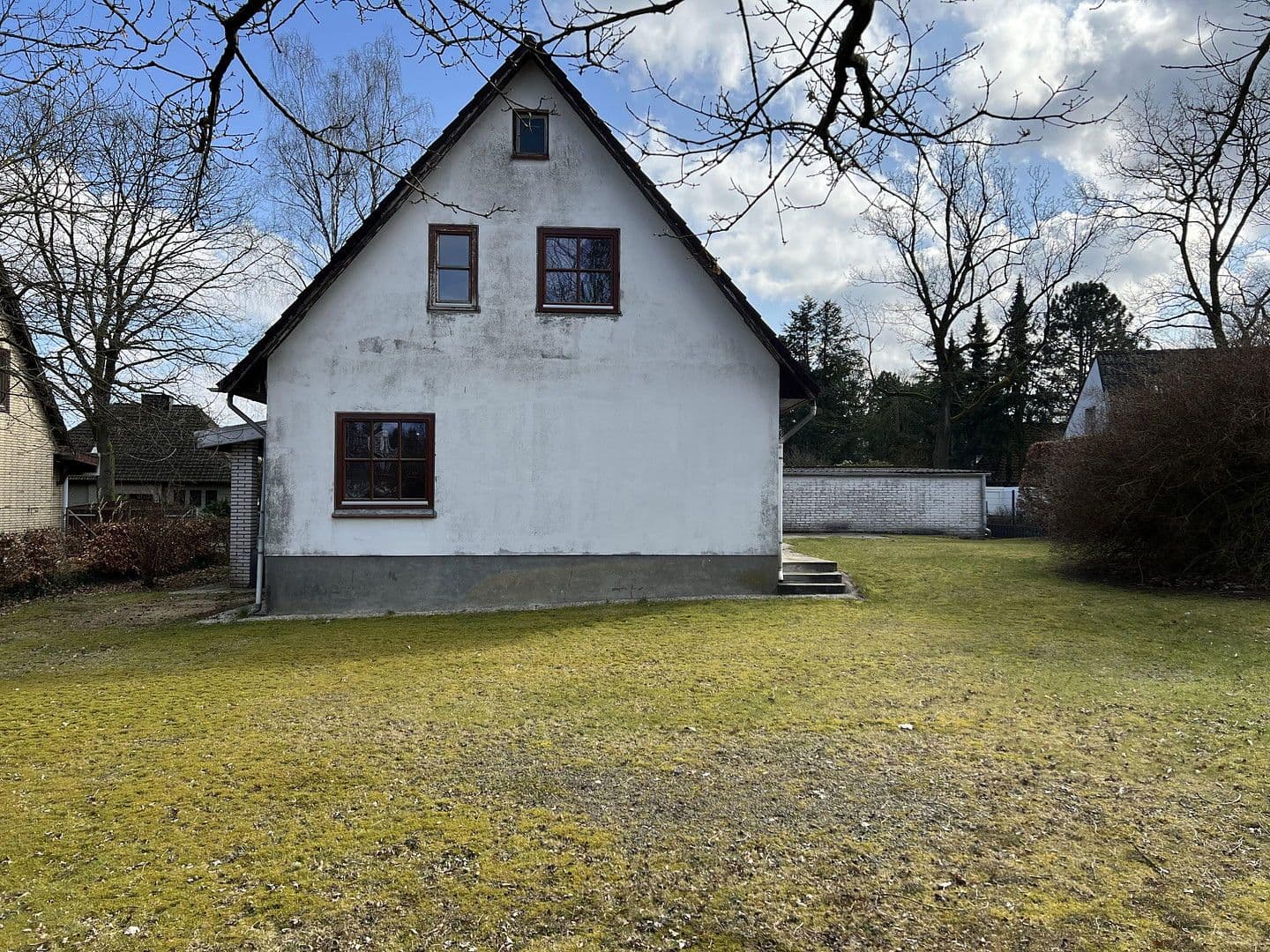 Predaj domu 135 m², pozemek 884 m², Hamburg, Hamburg Predaj domu 135 m², pozemek 884 m², Hamburg, Hamburg