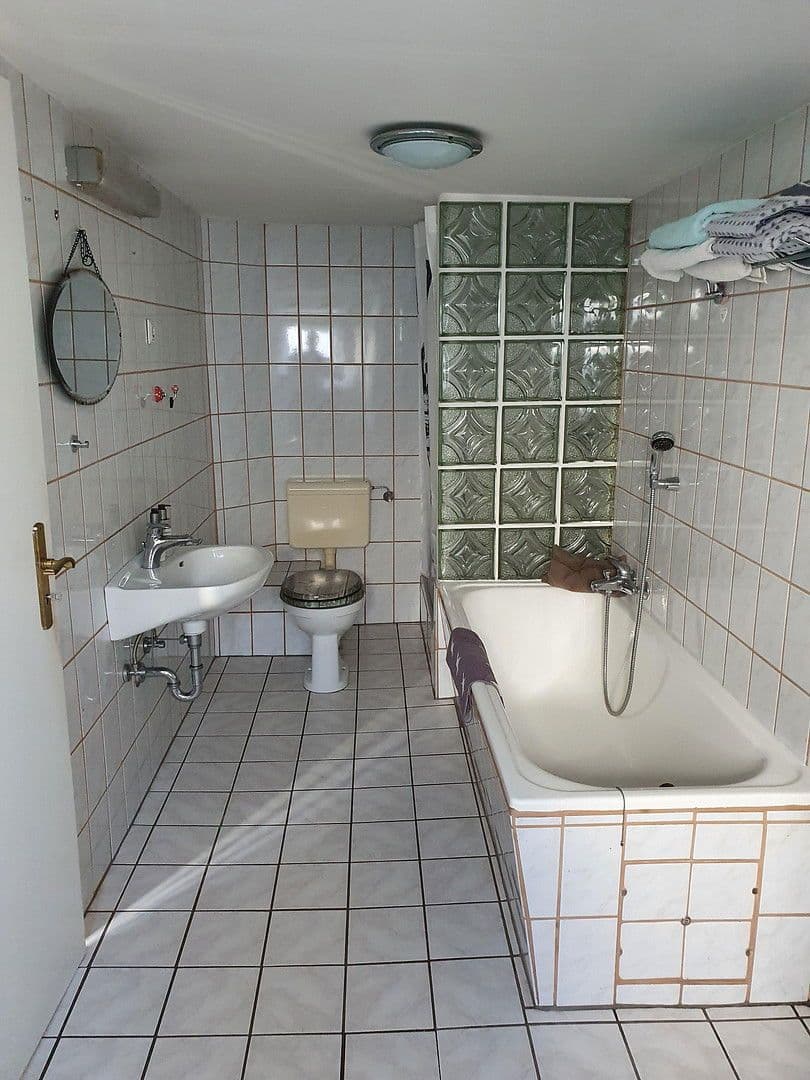 Prenájom domu 201 m², pozemek 450 m², Kleine Pfarrgasse 3, Hofgeismar, Hesensko Prenájom domu 201 m², pozemek 450 m², Kleine Pfarrgasse 3, Hofgeismar, Hesensko