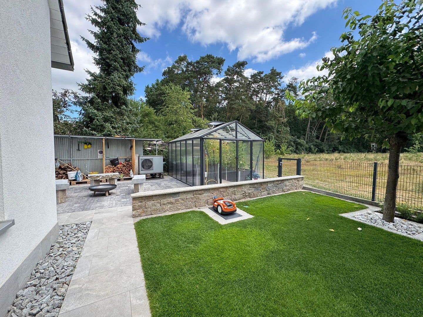 Predaj domu 263 m², pozemek 880 m², Schwabach, Bavorsko Predaj domu 263 m², pozemek 880 m², Schwabach, Bavorsko