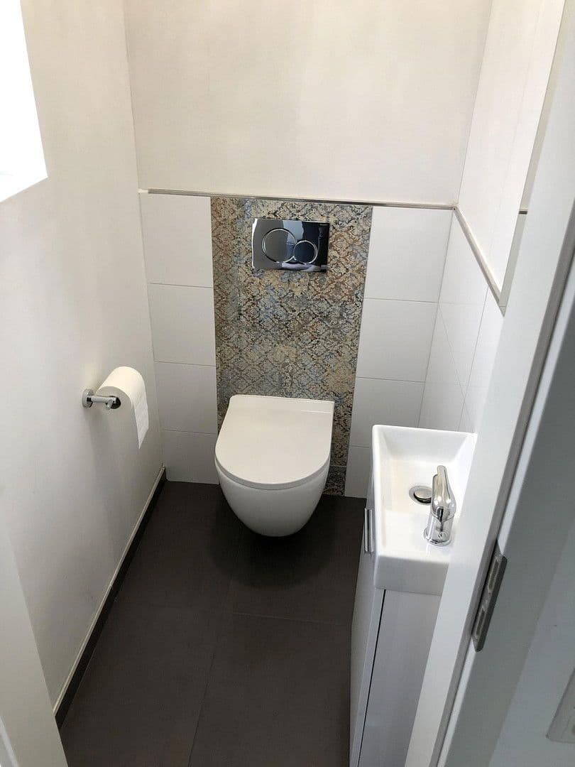 Prenájom domu 145 m², pozemek 142 m², Albert-Schweitzer-Straße 23e, Grünstadt, Porýnie-Falcko Prenájom domu 145 m², pozemek 142 m², Albert-Schweitzer-Straße 23e, Grünstadt, Porýnie-Falcko