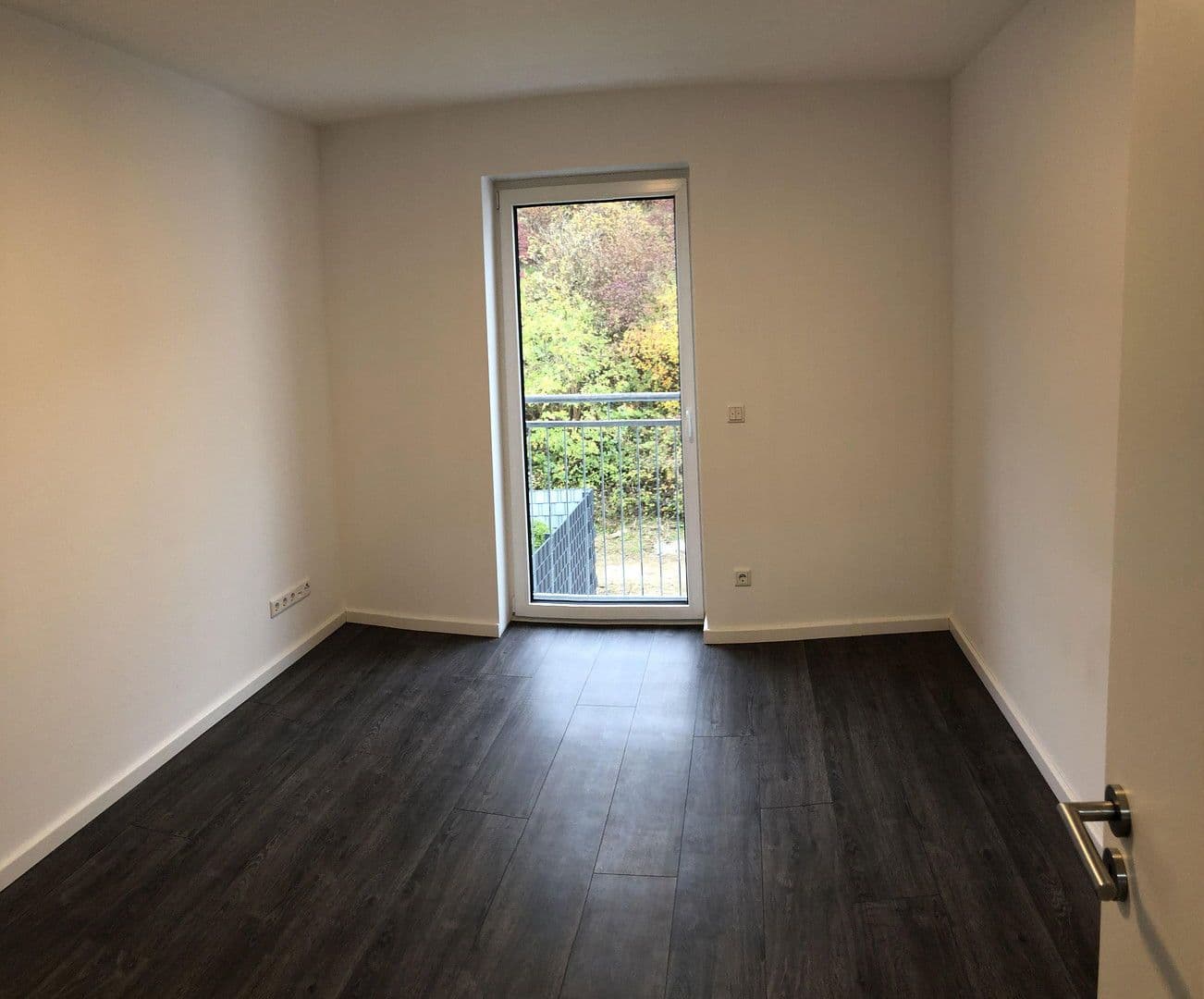 Prenájom domu 145 m², pozemek 142 m², Albert-Schweitzer-Straße 23e, Grünstadt, Porýnie-Falcko Prenájom domu 145 m², pozemek 142 m², Albert-Schweitzer-Straße 23e, Grünstadt, Porýnie-Falcko