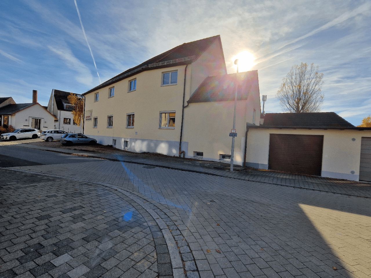 Predaj nebytového priestoru 1.213 m², Schleifweg 1b, Uttenreuth, Bavorsko Predaj nebytového priestoru 1.213 m², Schleifweg 1b, Uttenreuth, Bavorsko