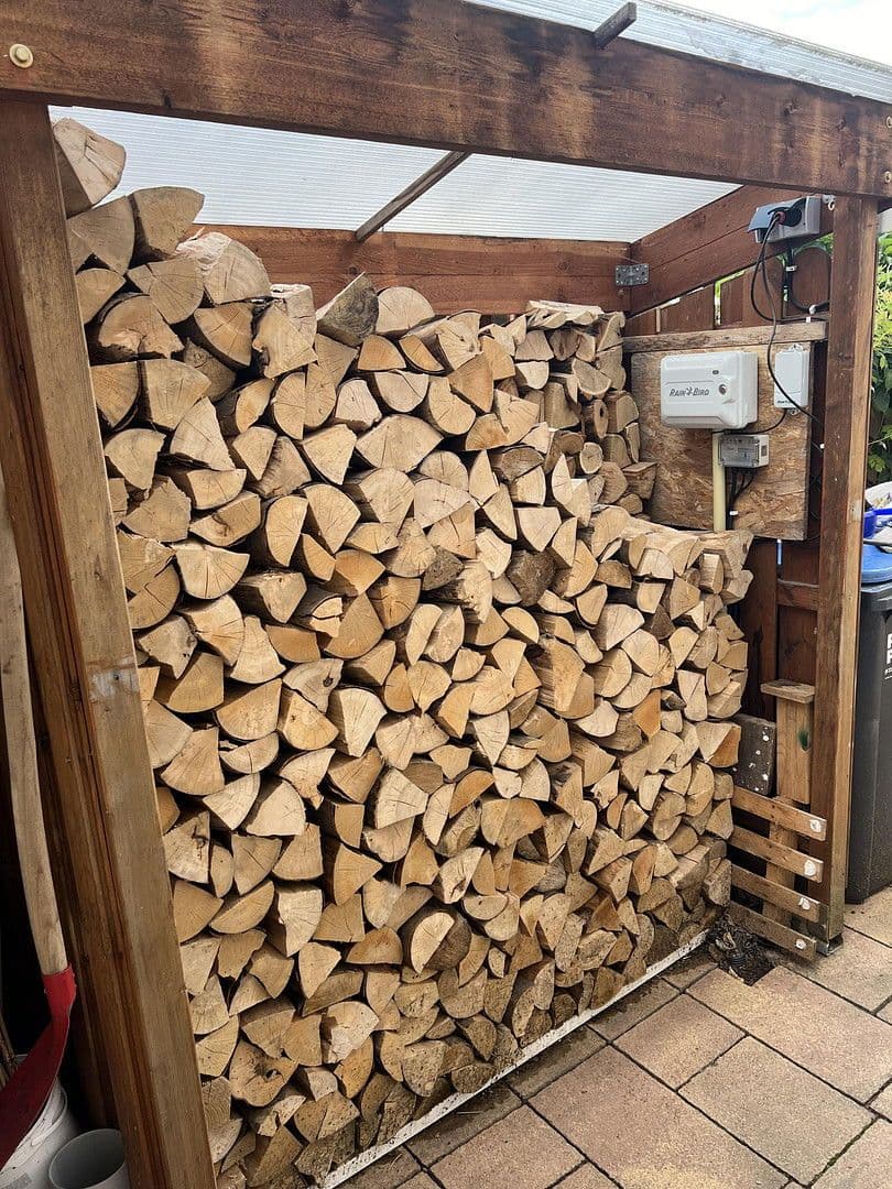 Predaj domu 140 m², pozemek 433 m², Hohen Neuendorf, Brandenbursko Predaj domu 140 m², pozemek 433 m², Hohen Neuendorf, Brandenbursko