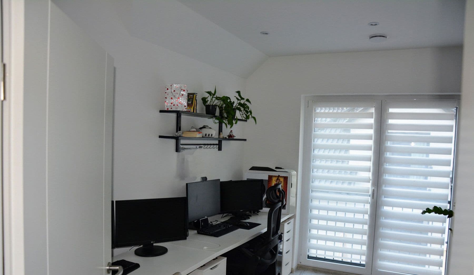 Predaj domu 368 m², pozemek 2.818 m², Borkwalde, Brandenbursko Predaj domu 368 m², pozemek 2.818 m², Borkwalde, Brandenbursko