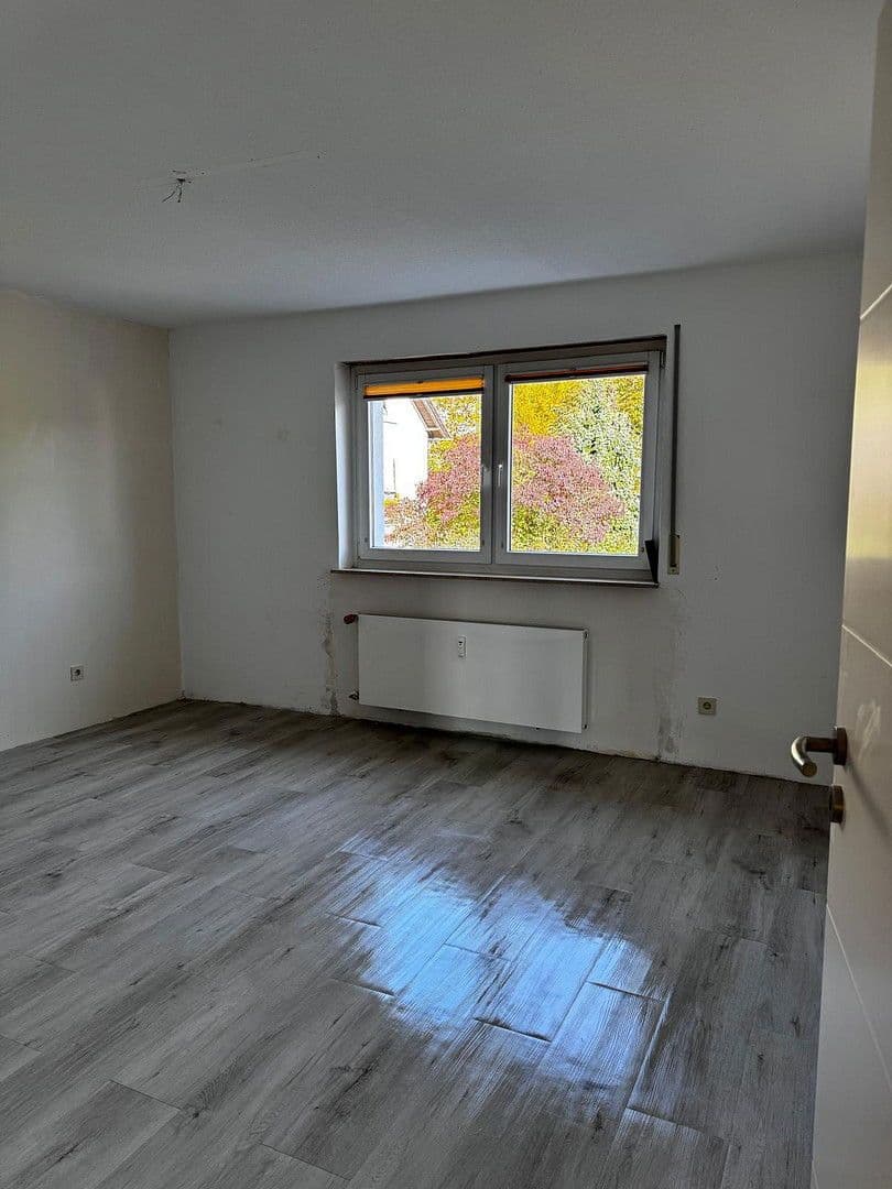 Prenájom bytu 4-izbový 122 m², Thomas-Mann-Str. 12, Bruchköbel, Hesensko Prenájom bytu 4-izbový 122 m², Thomas-Mann-Str. 12, Bruchköbel, Hesensko