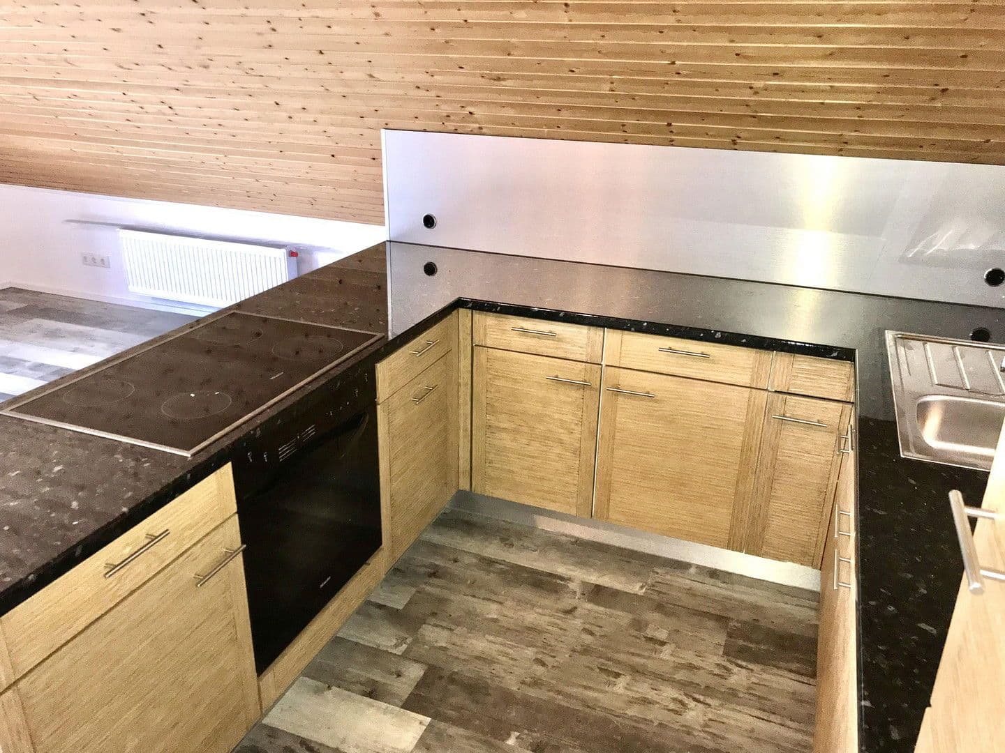 Prenájom bytu 3-izbový 60 m², Albstadt, Bádensko-Wurttembersko Prenájom bytu 3-izbový 60 m², Albstadt, Bádensko-Wurttembersko