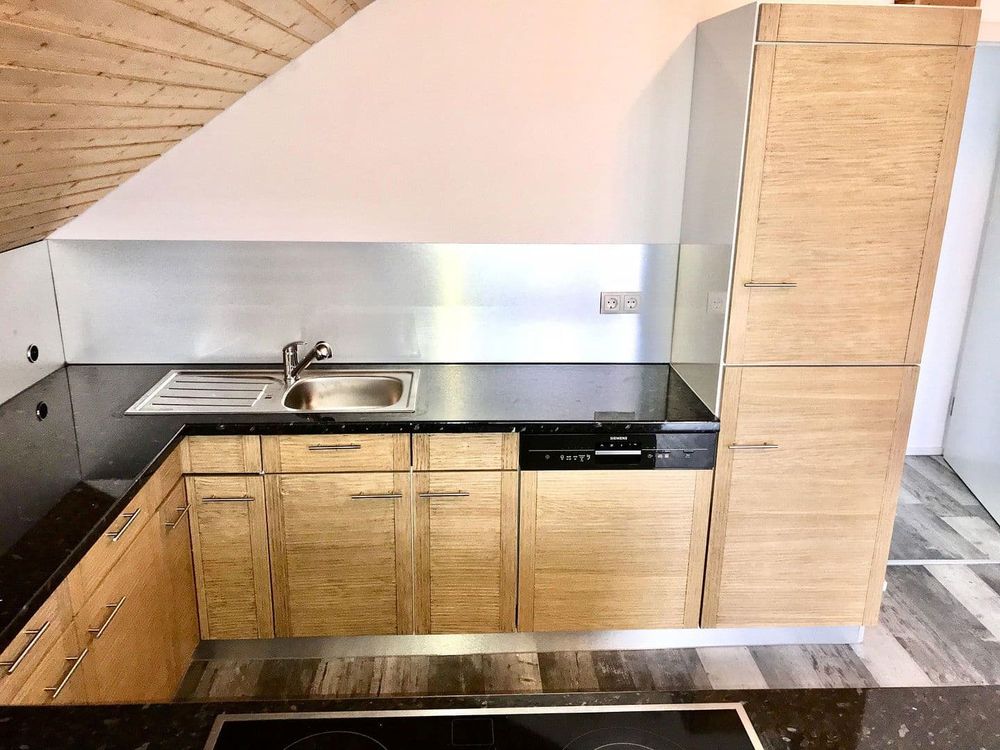 Prenájom bytu 3-izbový 60 m², Albstadt, Bádensko-Wurttembersko Prenájom bytu 3-izbový 60 m², Albstadt, Bádensko-Wurttembersko