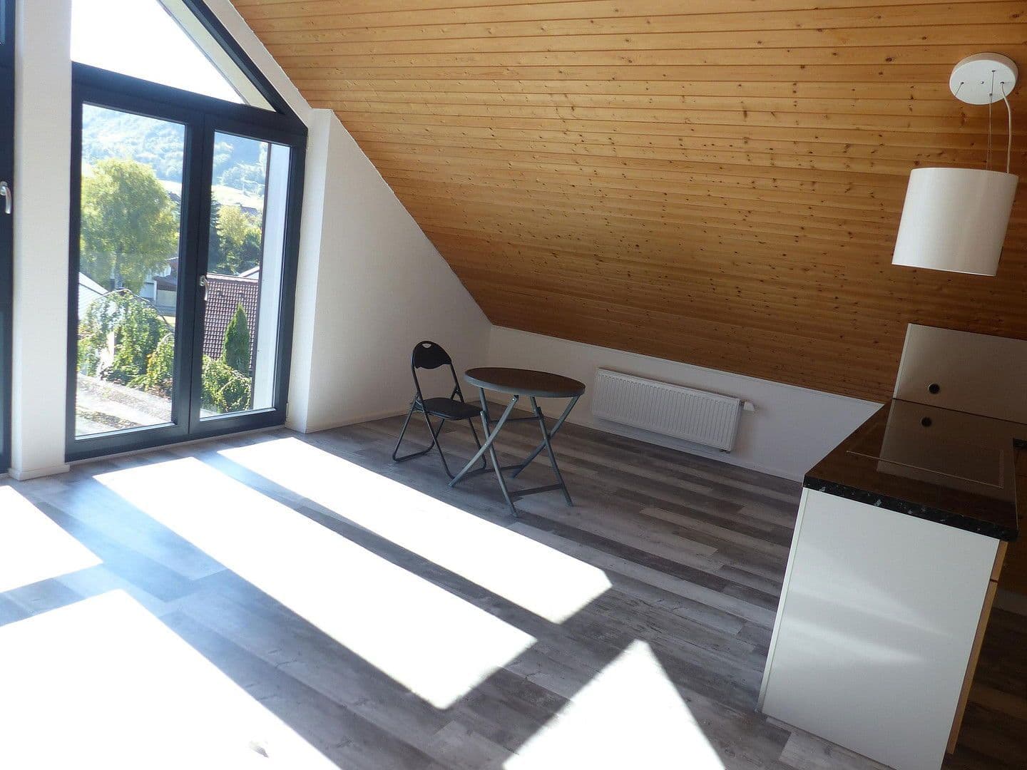 Prenájom bytu 3-izbový 60 m², Albstadt, Bádensko-Wurttembersko Prenájom bytu 3-izbový 60 m², Albstadt, Bádensko-Wurttembersko