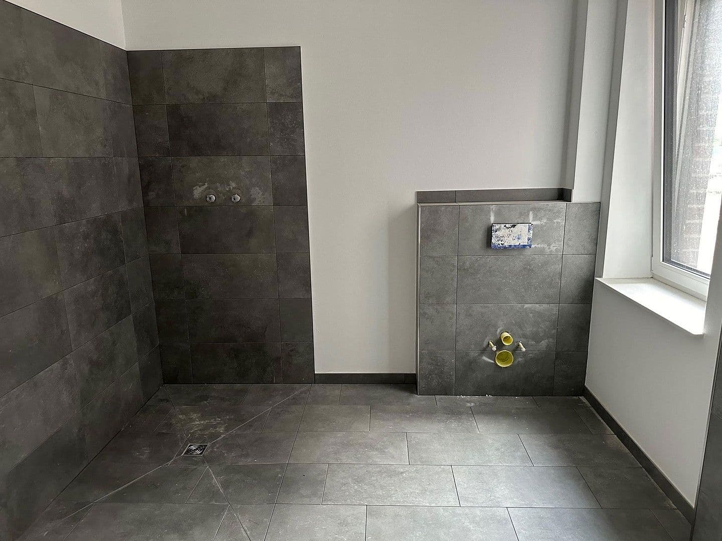 Prenájom bytu 3-izbový 93 m², Langwedel, Dolné Sasko Prenájom bytu 3-izbový 93 m², Langwedel, Dolné Sasko