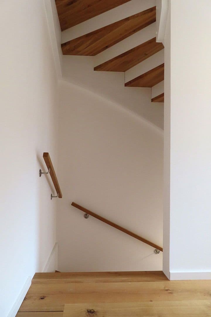 Predaj domu 133 m², pozemek 382 m², München, Bavorsko Predaj domu 133 m², pozemek 382 m², München, Bavorsko