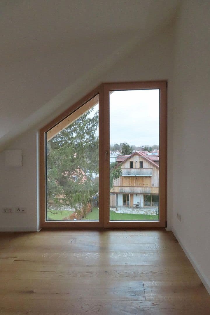 Predaj domu 133 m², pozemek 382 m², München, Bavorsko Predaj domu 133 m², pozemek 382 m², München, Bavorsko