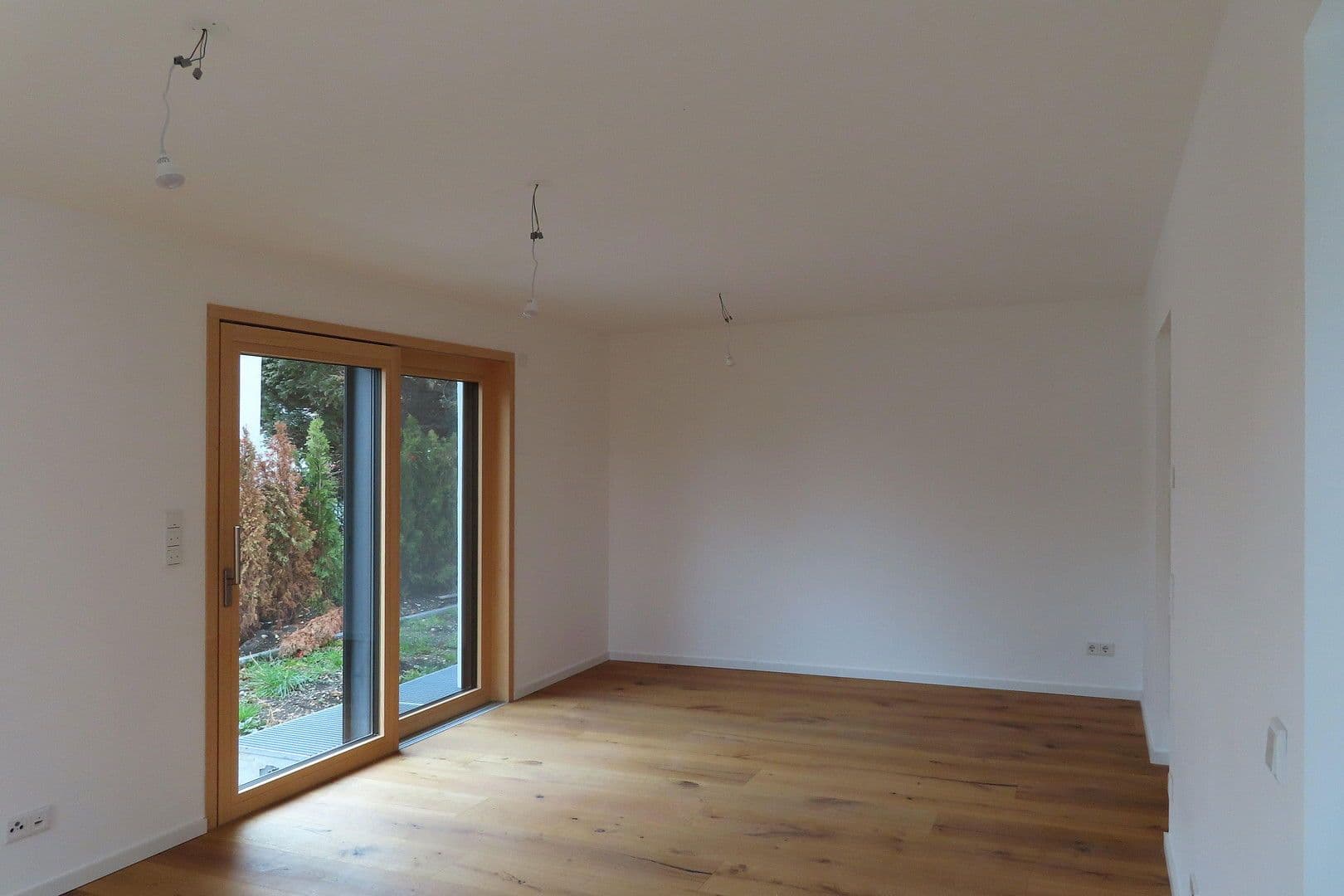 Predaj domu 133 m², pozemek 382 m², München, Bavorsko Predaj domu 133 m², pozemek 382 m², München, Bavorsko