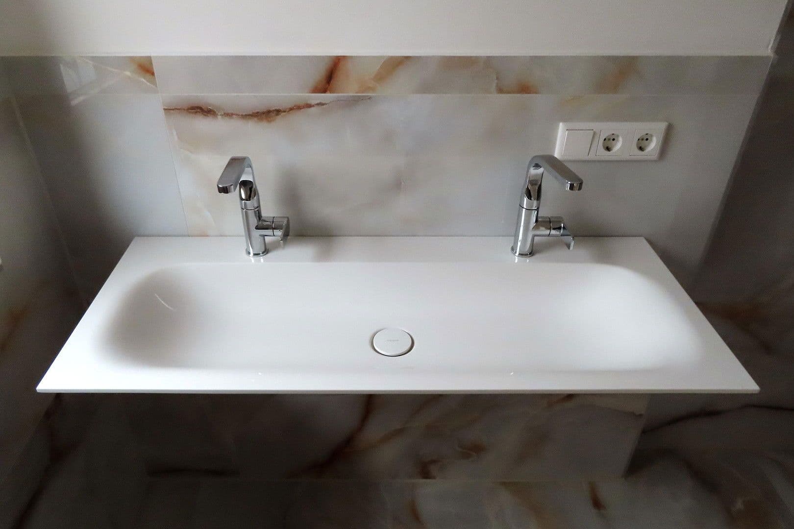 Predaj domu 133 m², pozemek 382 m², München, Bavorsko Predaj domu 133 m², pozemek 382 m², München, Bavorsko