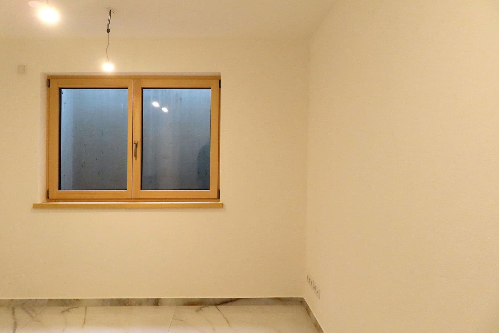 Predaj domu 133 m², pozemek 382 m², München, Bavorsko Predaj domu 133 m², pozemek 382 m², München, Bavorsko