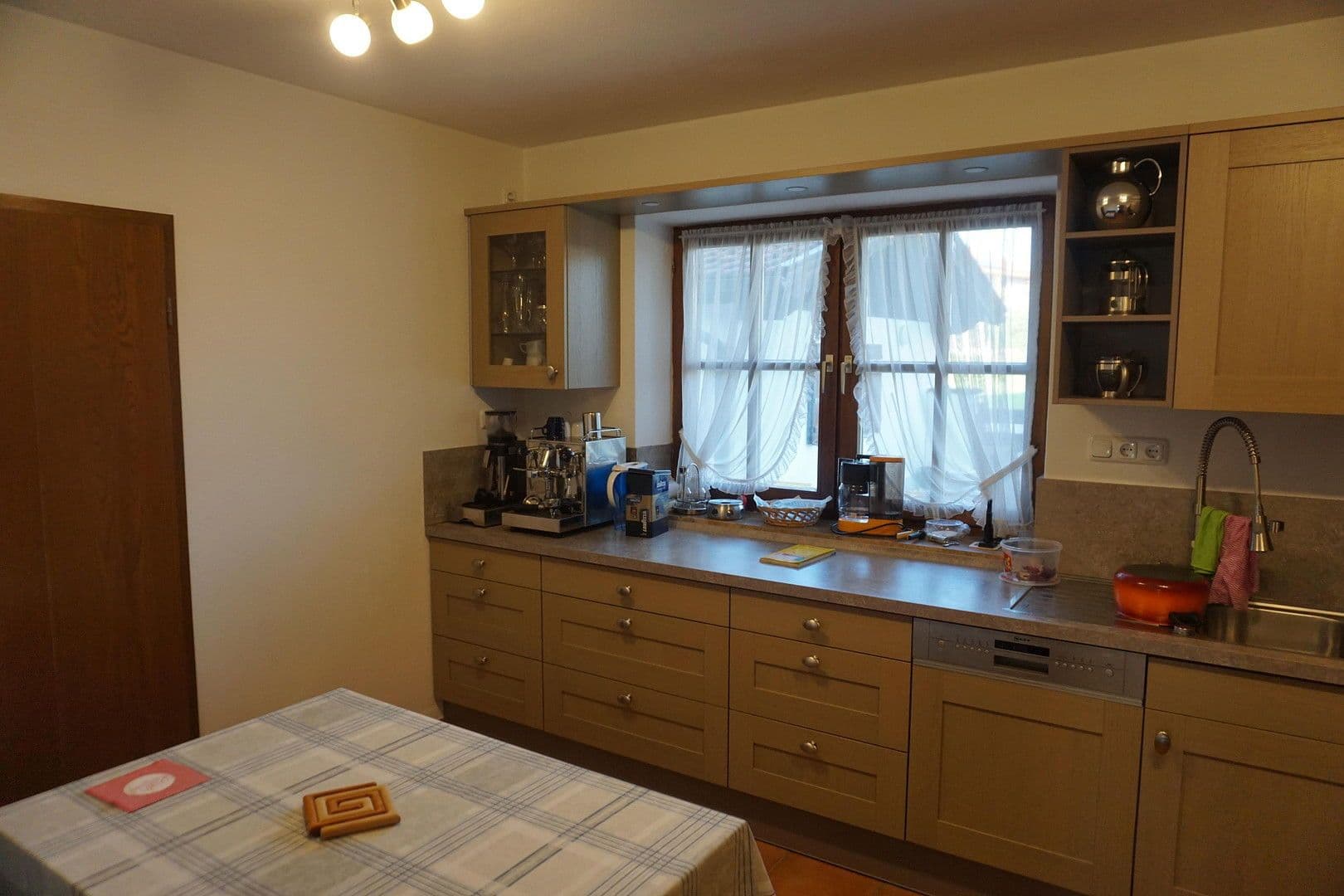 Predaj domu 250 m², pozemek 931 m², Huglfing, Bavorsko Predaj domu 250 m², pozemek 931 m², Huglfing, Bavorsko