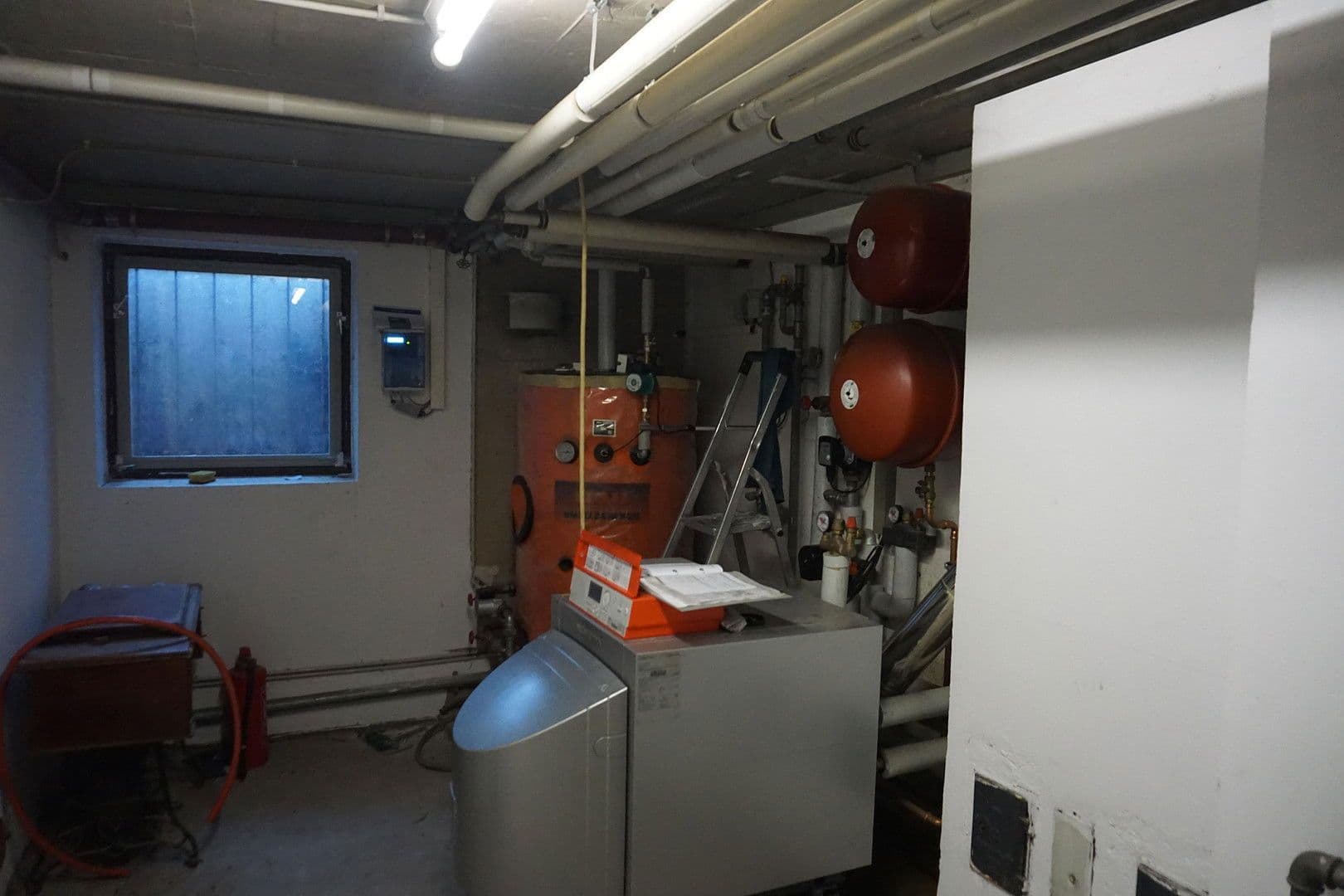 Predaj domu 250 m², pozemek 931 m², Huglfing, Bavorsko Predaj domu 250 m², pozemek 931 m², Huglfing, Bavorsko