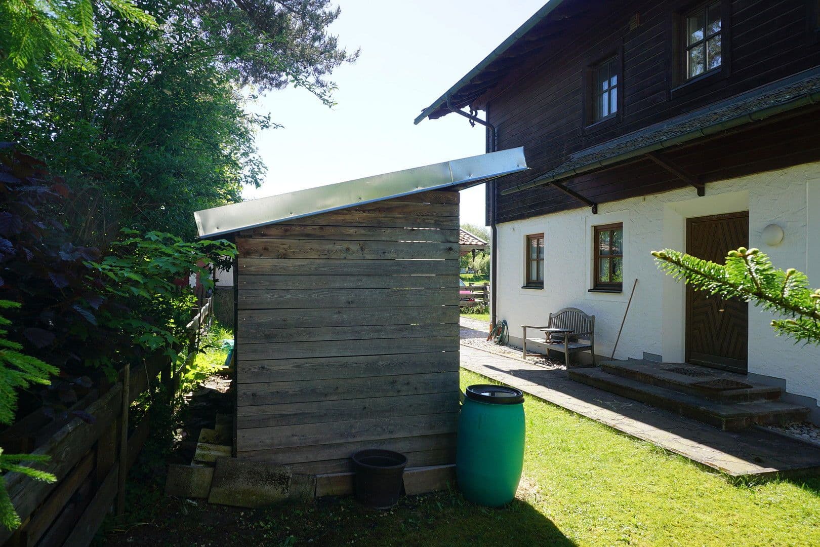 Predaj domu 250 m², pozemek 931 m², Huglfing, Bavorsko Predaj domu 250 m², pozemek 931 m², Huglfing, Bavorsko